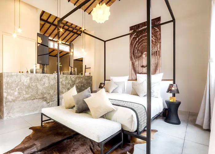 Infinity & Beyond Villa Seminyak (Bali)